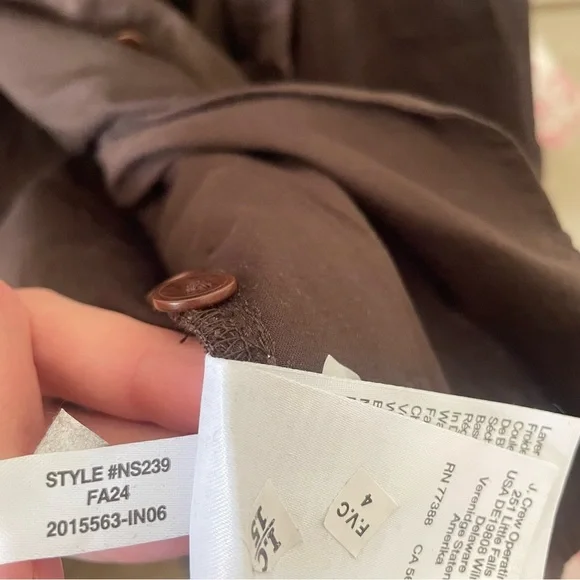 Madewell Y-Neck Relaxed Shirtdress in Dark Carob - Picture 7 of 8